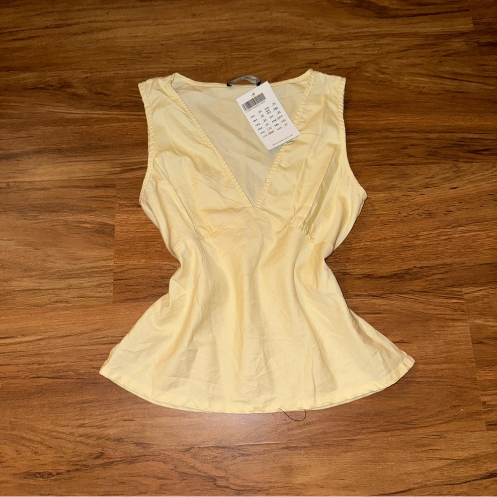 Elegant Yellow Sleeveless Top